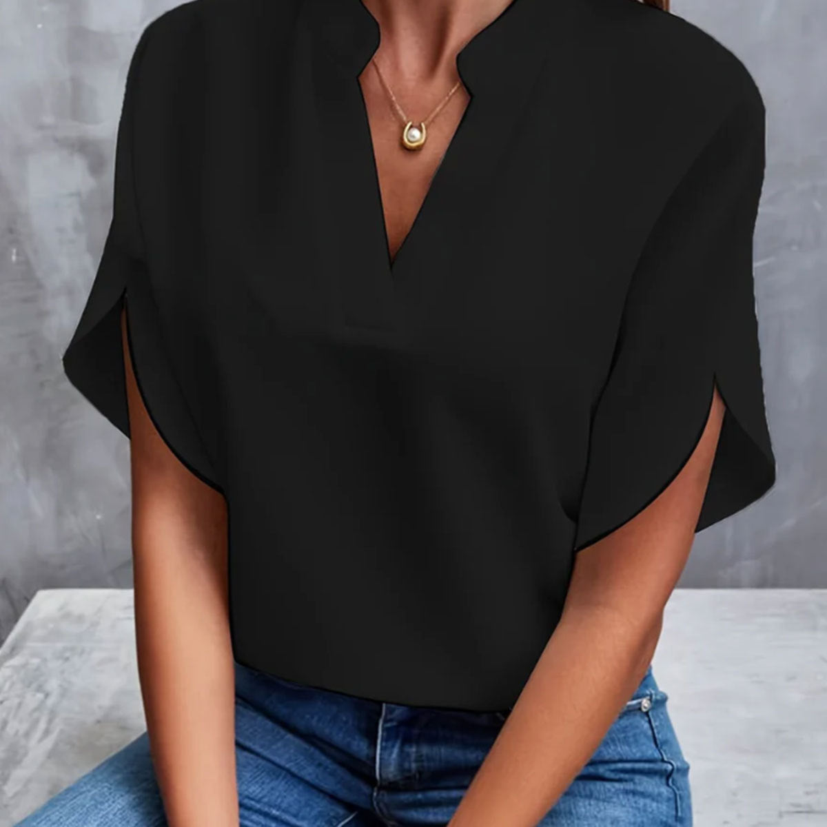 Women's Elegant V-Neck Short Sleeve Blouse