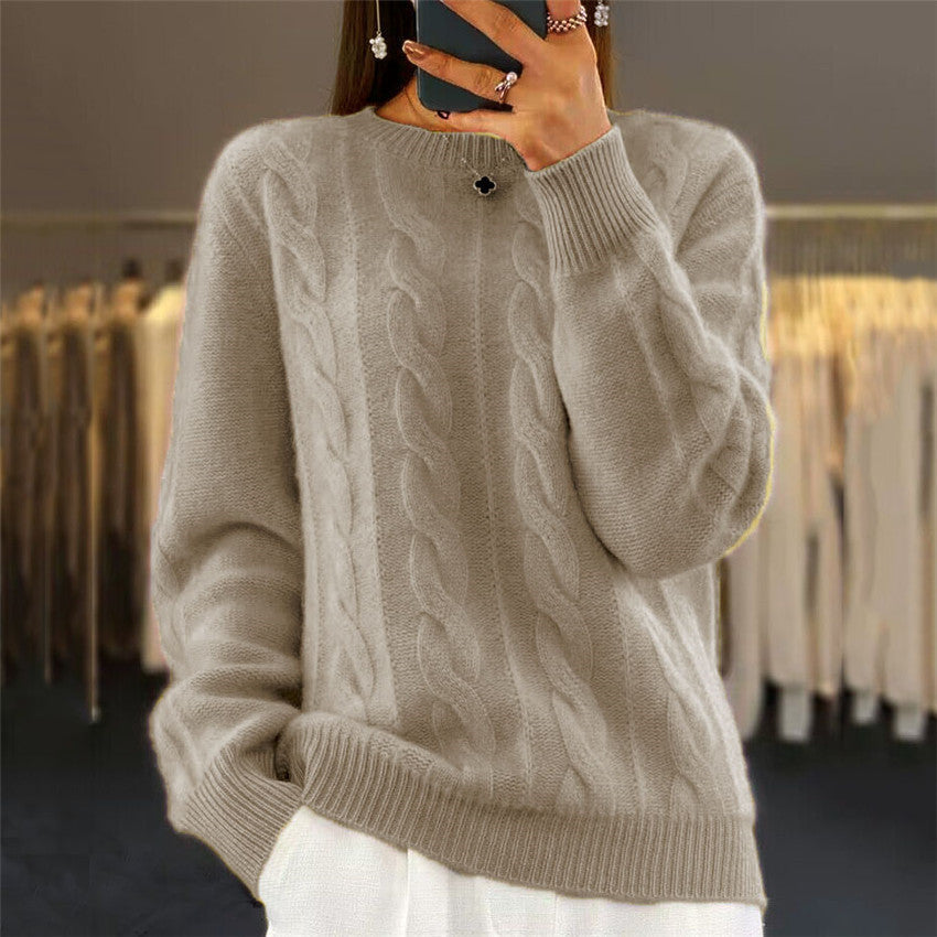 Women’s Cable-Knit Long Sleeve Sweater